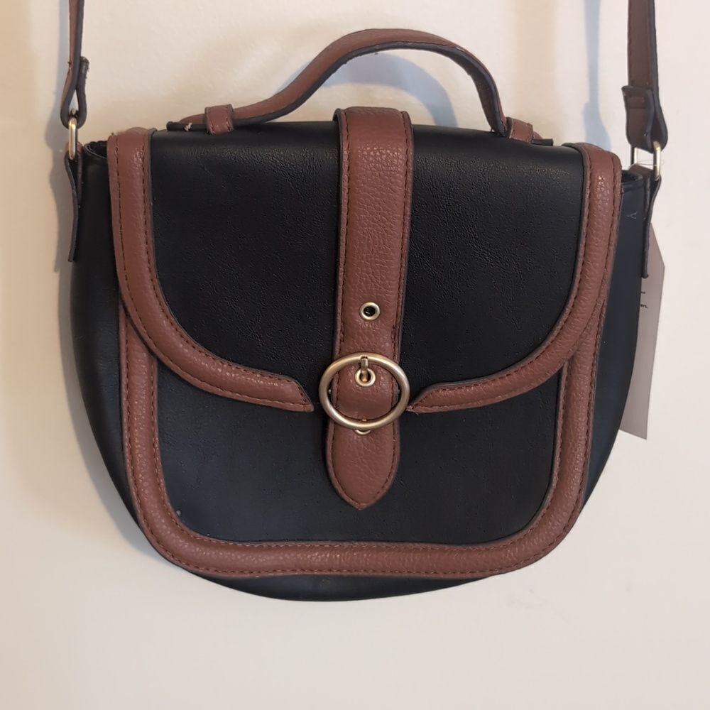 Neutral Chic Elevated Basics Leather Chain Accent Crossbody Bag Purse